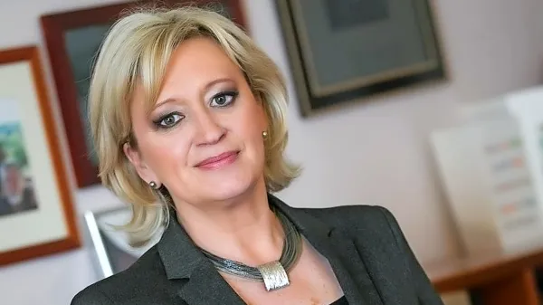 Pometimo najprej pred svojim pragom