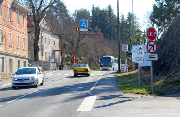 V Podgradu že dva meseca stoji ohišje za radar. 