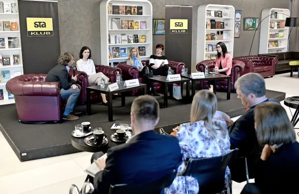 Zdravstvena stroka o cepljenju nima pomislekov: cepiva so rešila 
več življenj kot kateri koli drugi javnozdravstveni ukrep.