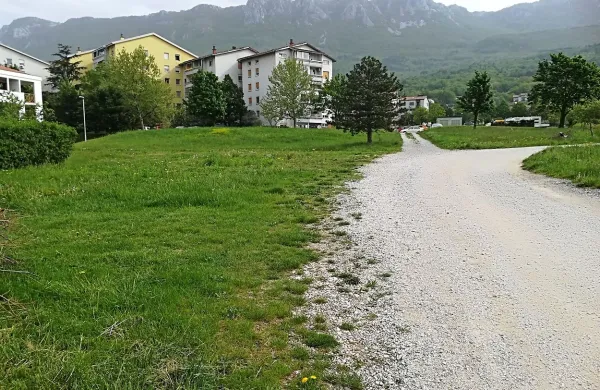 Občina se za gradnjo stanovanjske soseske Ribnik SB2 pogovarja 
z dvema investitorjema, enim tujim in enim domačim. 