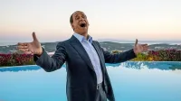 Toni Servillo je ponovno dokazal, da mu med sodobno italijansko 
igralsko gardo ni para.