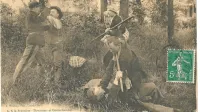 Prizor boja  kontrabantarjev in finančnih stražnikov na francoski razglednici. Serija razglednic z  motivi tihotapstva in 
kontrabanta  je nastala v letih  1900-1907.



