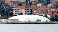 Koprski javni zavod za šport je s prodajo balona v Žusterni iztržil 
8500 evrov. 