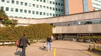 Po ugotovitvah preiskovalcev naj bi šempetrska bolnišnica v treh 
letih za kolčne proteze plačala 138.000 evrov preveč.