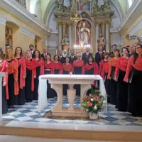 Komorni zbor Ipavska z vrhunskim prepevanjem navdušuje že 21 let.  