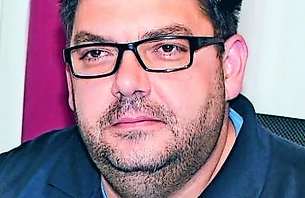 Župan občine Idrija Tomaž Vencelj je odločen občane prebuditi iz 
spanja.