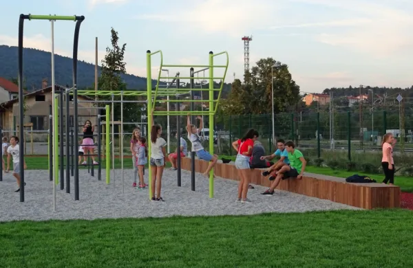 Poleg gasilskega doma v Materiji je lani narasla tudi naložba v park 
Žaga.