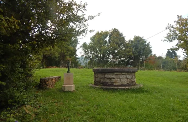 Po izročilu najstarejši javni vodnjak (komunska štirna) v Lokvi in 
Preložah.