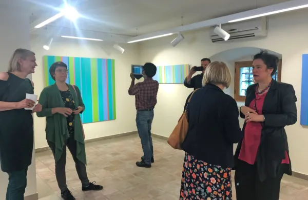 V dvorcu je tudi galerija