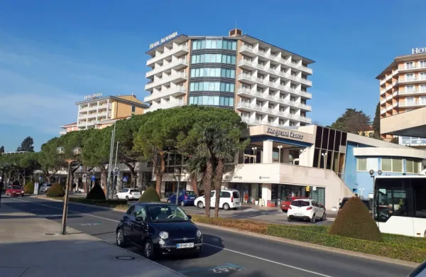 Istrabenz Turizem, ki bo kmalu pristal na namenski družbi, ima v 
Portorožu šest hotelov.
