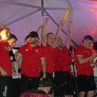Sežanski nogometaši na odru po vrnitvi iz Nove Gorice