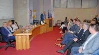 Na srečanju je obveljalo prepričanje, da je na italijanskem trgu 
kljub nekaterim težavam mogoče uspeti,  a s kakovostnimi, ne pa 
nizkocenovnimi izdelki.