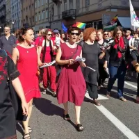 Množično in pisano na tržaški paradi ponosa