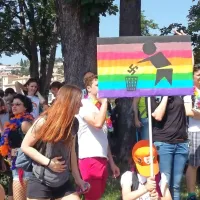 Množično in pisano na tržaški paradi ponosa