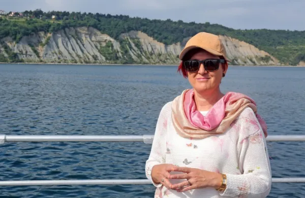 Barbara Vidmar pravi, da so flišni klifi naša edinstvenost, ki bi jo tudi zato lahko upodobili na poštni znamki.