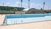Delavci so  popravili cev in upajo, da bo to odpravilo težave. Vsi pa se zavedajo, da bo potrebna 
celovita sanacija mestnega bazena. 