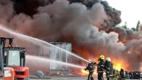 Nevarne snovi, ki so s požarno vodo iztekale v tla, in bi lahko 
onesnažile vodo, so bile v analiziranih vzorcih pod mejo določljivosti. 