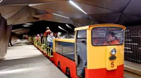 Od dobrega poslovanja družbe Postojnska jama ima kot manjšinska delničarka koristi tudi Občina Postojna. 