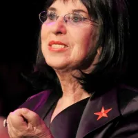 Svetlana Makarovič se v Vipolže vrača s Sneguročko.  