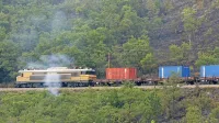 Koprski poklicni in istrski prostovoljni gasilci se razglasa veselijo 
predvsem zato, ker morajo po razglasu vlaki na strmi progi čez 
Kraški rob voziti počasneje, zato tudi manj zavirajo in manj netijo 
požare.