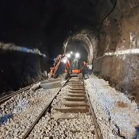 Delavci so v soboto končali z deli v predoru, po katerem vlaki zdaj 
vozijo z zmanjšano hitrostjo.