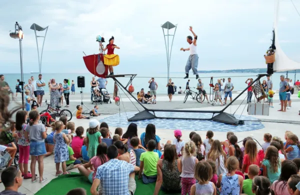Kakšen cirkus!