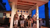 Preden so prišli do odra, so Techno Vikings zaigrali svojo glasbo po 
vsem Ankaranu. 