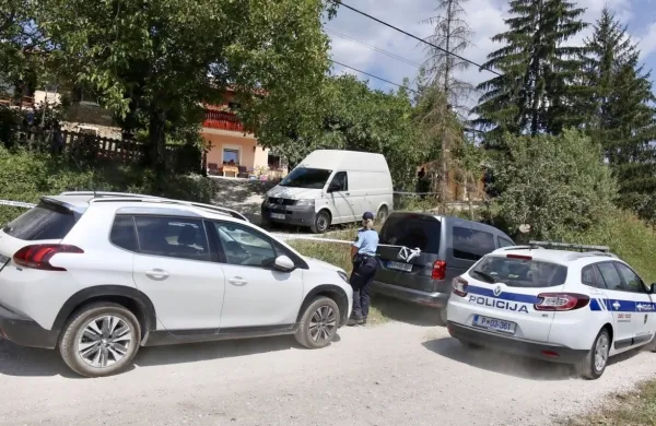 Sojenje zaradi krvavega obračuna, ki se je v Krkavčah zgodil v prvih dneh lanskega avgusta, se bo 
nadaljevalo septembra in se verjetno takrat  tudi končalo.