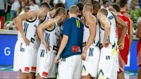 Potem ko se je slovenske reprezentance usmilila razvrstitev po 
kakovostnih  bobnih, v katerih ni mogla dobiti najboljših ekip, je 
jasno, da bi izpad v prihodnjih kvalifikacijah res bil na meji 
senzacije. 