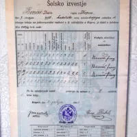 Na razstavi je objavljeno tudi spričevalo učenca vadnice v Kopru, 
ki je delovala ob učiteljišču. 