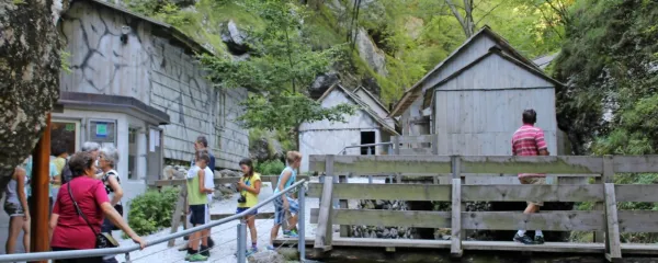 Blagodejna dušna kopel