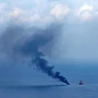  Da gori na morju pred Izolo, je bilo videti daleč  naokrog.