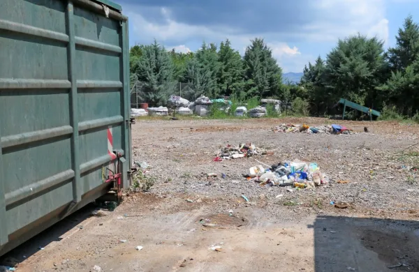 Tako je prostor zbirnega centra “zadihal” po interventnem 
odvozu. 