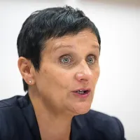 Monika Ažman 