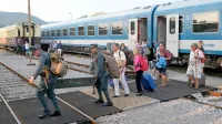 V skupini madžarskih turistov je veliko ljubiteljev in raziskovalcev 
zgodovinskih tem. Med njimi tudi skupina s kopijami vojaških 
uniform iz prve svetovne vojne. 