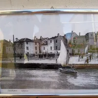 Kjer je danes pred Bošadrago Luka Koper, je bil nekoč majhen 
pristan. 