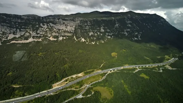 Primorska hitra cesta na Rebrnicah