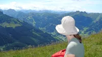 Ne pozabite na zaščito glave in kože. 
