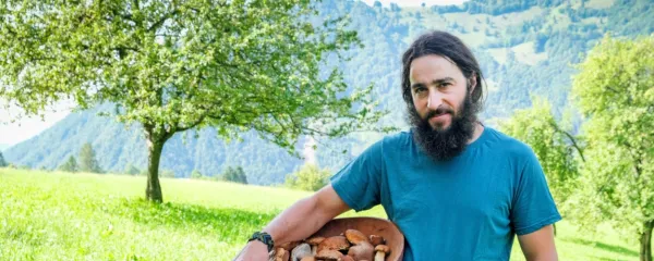 Jani Kutin: “Pesmi me prosijo, naj jih napišem”