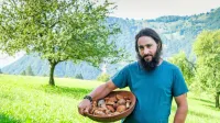 Jani Kutin: “Pesmi me prosijo, naj jih napišem”