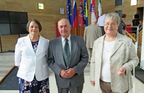 Jelica Grmek, Stanislav Renčelj in Jasna Majda Peršolja so letos 
prejeli priznanja in nagrade Občine Sežana