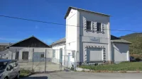 Nekdanjo rudniško poslopje v Famljah že desetletje kliče po 
prenovi, letos pa bo občina končno zagotovila denar za njegovo 
temeljito prenovo.