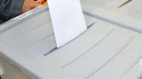 Obalni poslanci  predlogu o spremembi volilnih okrajev niso ravno 
naklonjeni.