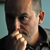 Zasekati v družbo, poleteti v vesolje