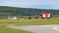 Letalo Pipistrel Panthera 152 lanske izdelave je imelo pri pristanku težave s podvozjem, zato je letalo  podrsalo po stezi in na njej obstalo 
na trupu. 