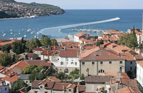 Prvič do zdaj bodo  tudi Koprčani  dejavno vključeni v proces 
odločanja o razporejanju proračunskega dela denarja. 