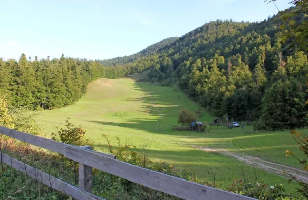 Do morebitne oživitve Kaliča je, kot kaže, še daleč, saj se je podjetje Inhaber reševanja določenih razmerij lotilo tudi po sodni poti.  
