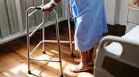 Novi normativi in standardi bodo zakoličili strokovno delo v 
zdravstveni negi od zdravstvenih domov in bolnišnic do domov 
ostarelih.