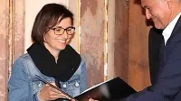 Nagrado Fanny Haussmann, poimenovano po prvi slovenski 
pesnici, je  za cikel pesmi Pravi kot prejela Maruša Mugerli 
Lavrenčič.