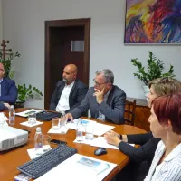 Predlog OPN  so predstavili (z leve): občinski svetnik Aleksej Skok, 
vodja  urada za prostor in nepremičnine Marko Starman ter  župan 
Danilo Markočič.  